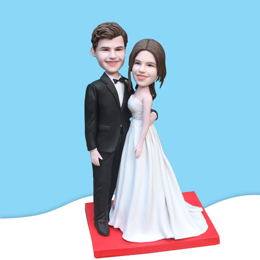 Fully customizable wedding gift bobblehead
