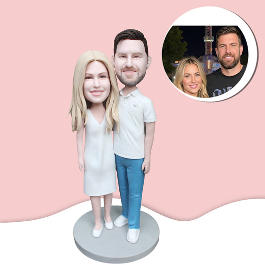 Fully customizable graduation gift bobblehead