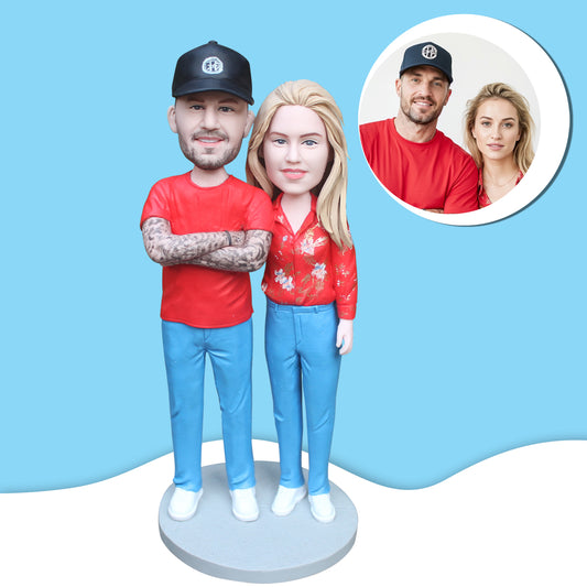Fully customizable couple bobblehead
